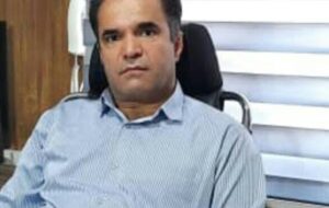 اقتصاد دستوری آفت صنعت خودروسازی کشور اقتصاد دستوری آفت صنعت خودروسازی کشور