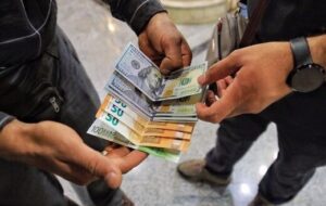 قیمت دلار و یورو ۲۹ مهر ۹۹ / ادامه شیب کاهشی در بازار ارز قیمت دلار و یورو ۲۹ مهر ۹۹ / ادامه شیب کاهشی در بازار ارز