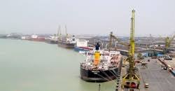 ورود بیش از ۱۰۰ هزار تن روغن خوراکی خام به بندر امام خمینی