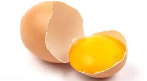 فواید فوق العاده زرده تخم مرغ بر رشد مو‌ها و تقویت موهای آسیب دیده
