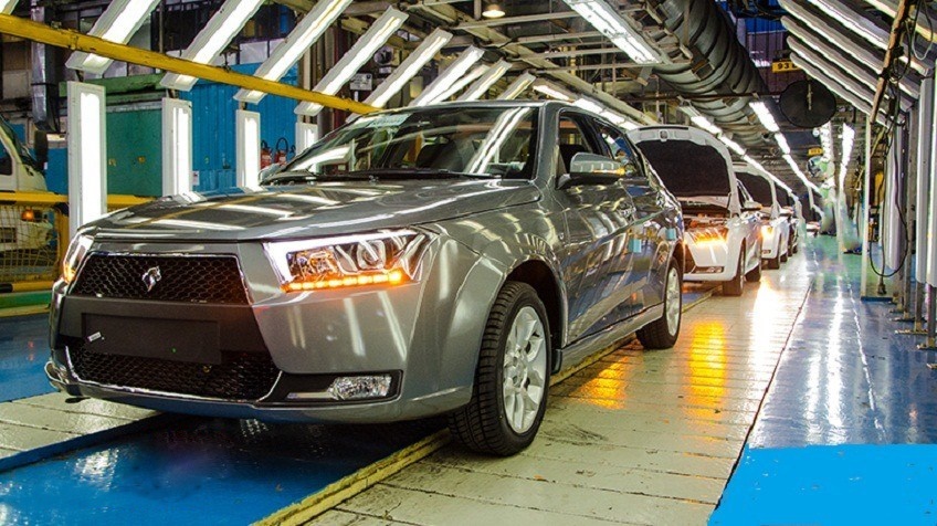 سهم بازار محصولات ایران خودرو به بیش از ۵۵ درصد رسید