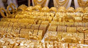 طلا در یک قدمی ۹۰۰ هزار تومان / قیمت طلا تا پایان سال چقدر می‌شود؟