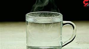 ۸ فایده نوشیدن آب داغ برای بدن