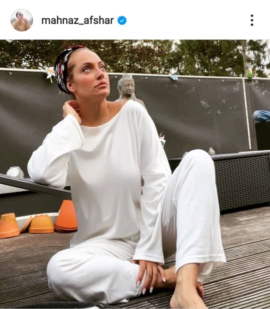 تیپ خفن مهناز افشار با لباس سفید 1 تیپ خفن مهناز افشار با لباس سفید