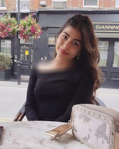 عکسهای دختر علی دایی در شب کریسمس 7 دنیز دایی کریسمس دنیز دایی چندساله است بیوگرافی دنیز دایی (1)