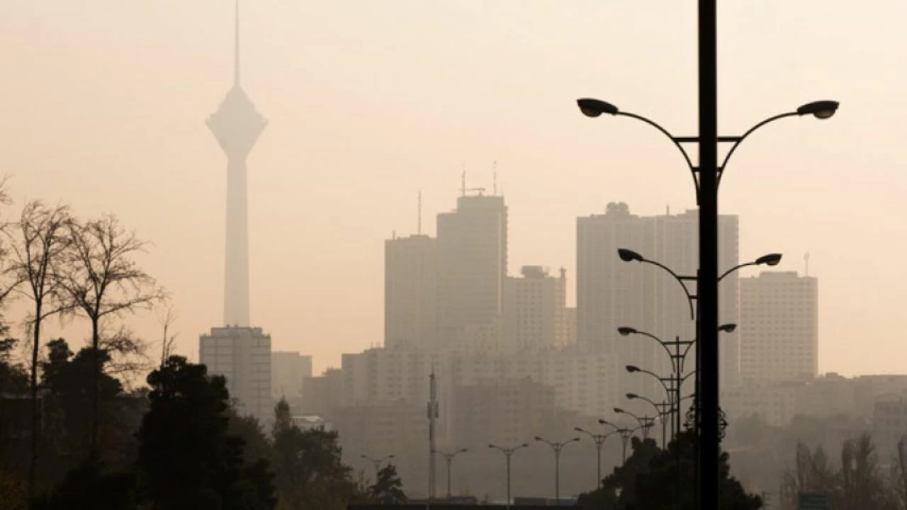 آسمان نیمه ابری برای تهران