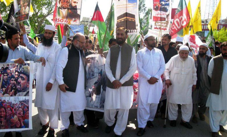 علت تظاهرات پاکستان چیست؟