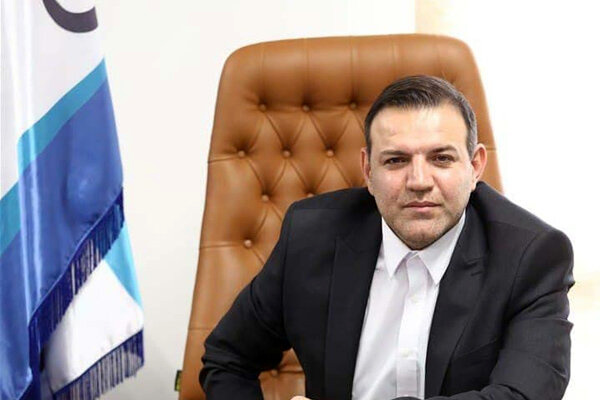 ۶۶۷ میلیون ناقابل دستمزد عزیزی خادم در یک سال