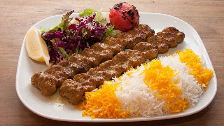 کاهش ۶۰ درصدی فروش در چلوکبابی‌ها / چلوکباب هم گران‌تر می‌شود؟