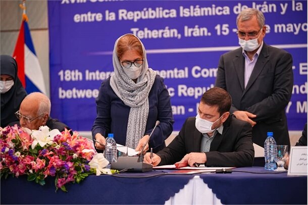 پروتکل همکاری بندری ایران و کوبا امضا شد/ برنامه‌ریزی برای توسعه کشتیرانی تهران و هاوانا