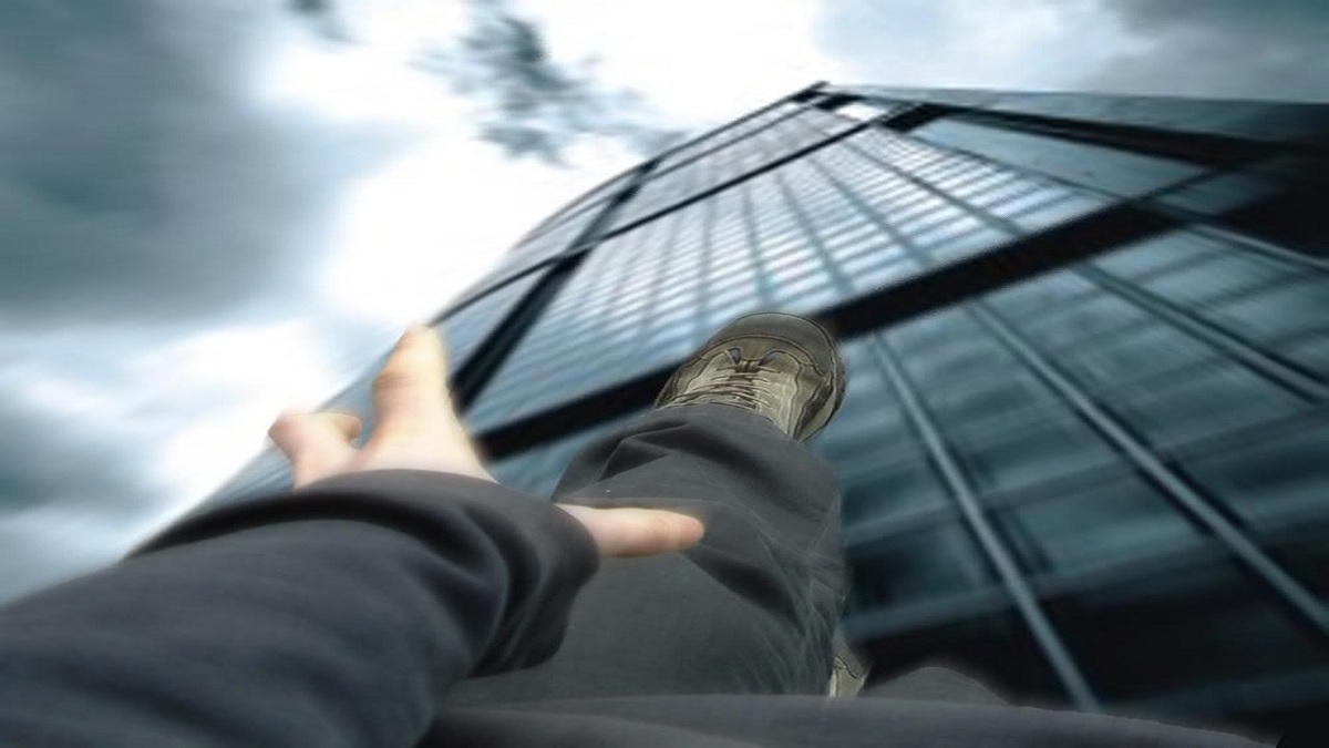 لحظه سقوط مرگبار دو کارگر ساختمانی در ارومیه +فیلم