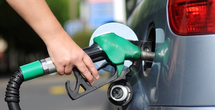 فوری/خبر مهم دولت درباره قیمت بنزین