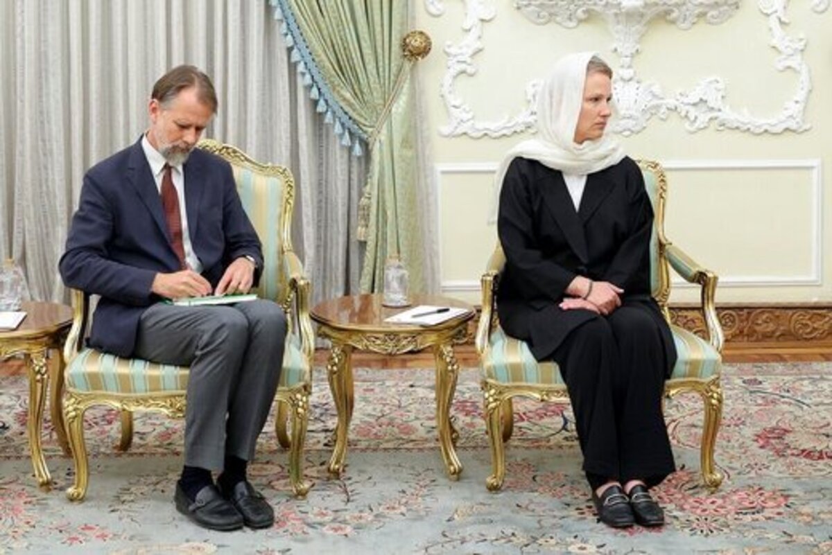 حجاب جالب سفیر جدید سوئیس در دیدار با رئیسی+ عکس