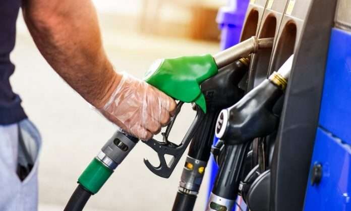 متوسط مصرف روزانه بنزین کشور به بیش از ۱۰۰ میلیون لیتر رسید