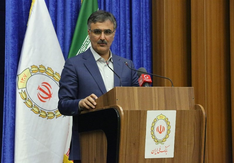 دکتر فرزین: حمایت از تولید و اشتغال راهبرد و رویکرد اساسی بانک ملی ایران است