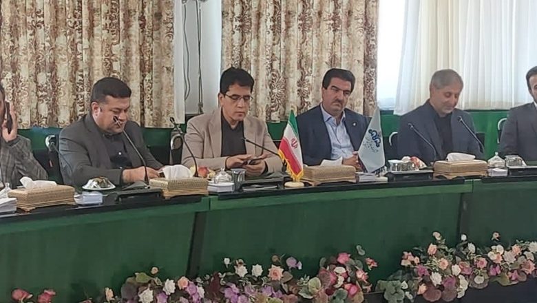 حمایت بانک رفاه کارگران از تحقق اهداف شعار سال در صنعت نفت، گاز و پتروشیمی