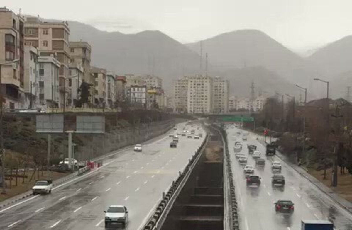 لحظه هولناک ورود سیل به بزرگراه باکری تهران | اگر کانال انتقال آب نبود … + ویدیو