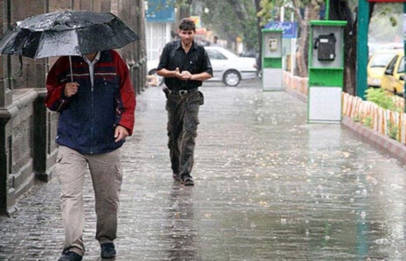 رگبار باران و وزش باد در ۱۲ استان