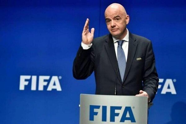 درخواست رئیس فیفا برای آتش بس یک ماهه در جهان در آستانه جام جهانی