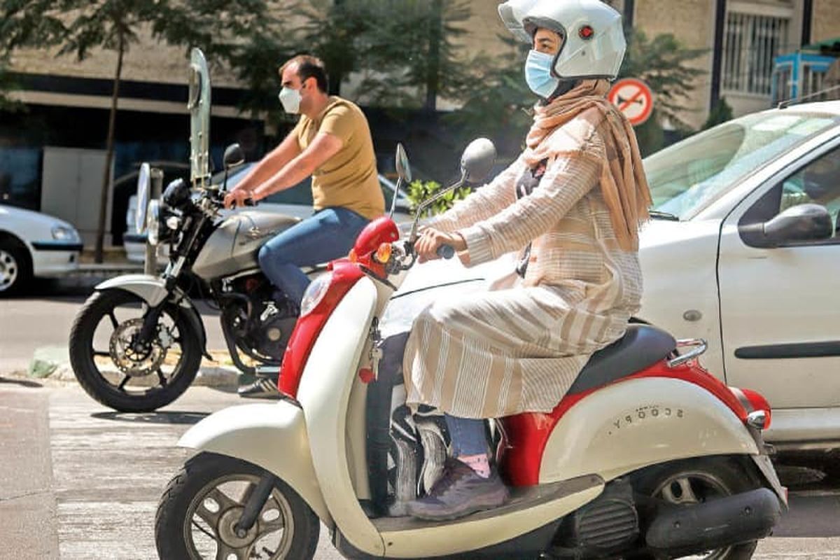 هجوم زنان برای خرید موتورسیکلت!