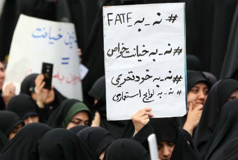 منابع مالی کشور در روند تحریم‌ها تاراج می‌شود/ کاسبان تحریم در زیر گنبد مقدس شده تحریم بیشترین سود را می‌برند