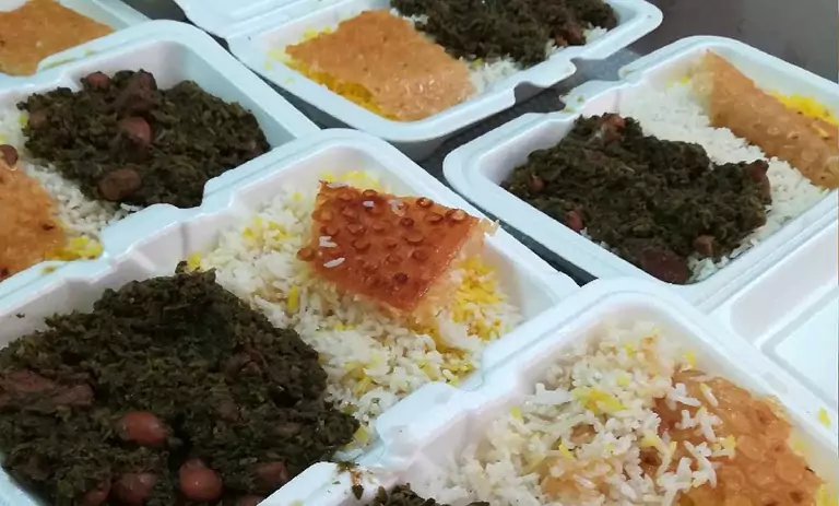 هزینه باورنکردنی۱۰۰ پرس قورمه‌سبزی نذری