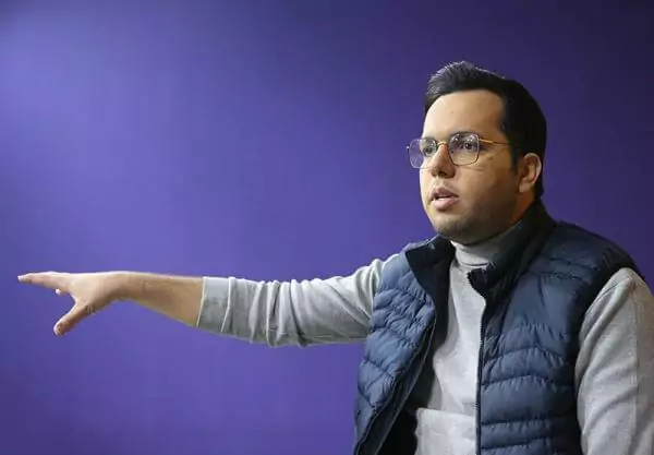 مجری مشهور صداوسیما و دختر محجبه اش+ عکس