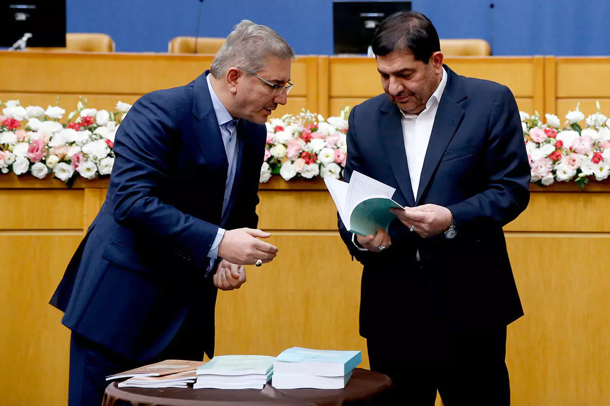 دولت، برنامه هفتم توسعه را سَمبَل کرده است