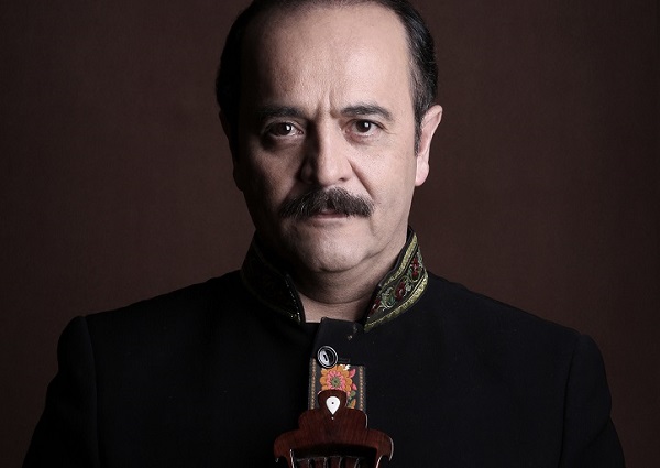 حرکت اعتراضی نوازنده معروف ایرانی روی صحنه+ ویدیو