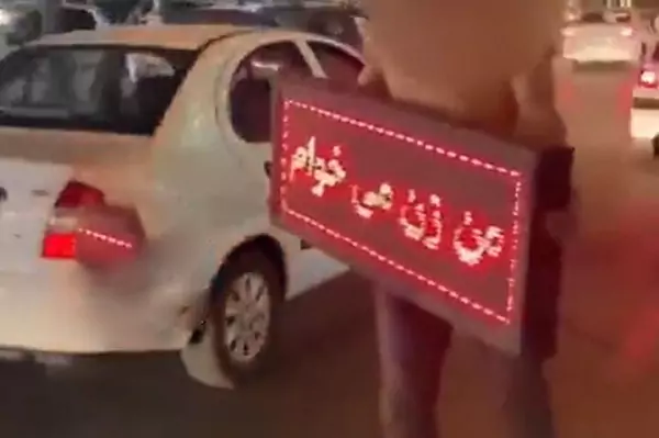 اقدام جالب یک جوان مجرد برای ازدواج سوژه شد+ ویدیو