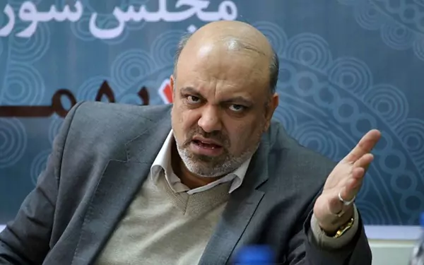 عکس جدید از نماینده مجلس جنجالی این روزها!