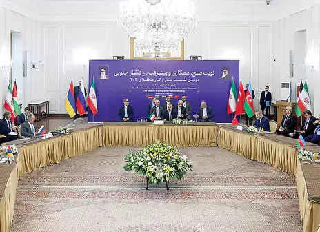 اولین نشست عالی «۳+۳» در تهران