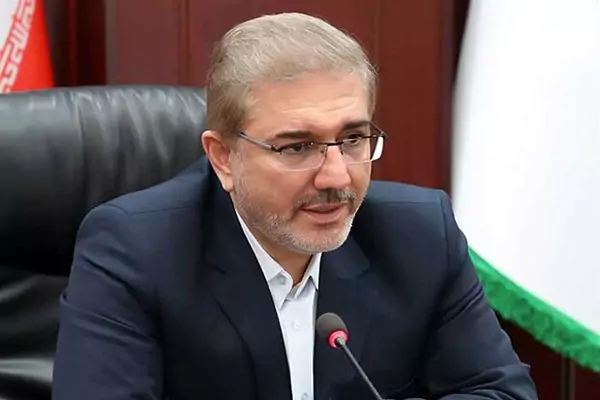 جمله عجیب آقای مسئول درباره فقر حاشیه‌ساز شد+ عکس