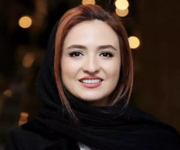سوپرایز تولد لاله اسکندری توسط گلاره عباسی+ عکس