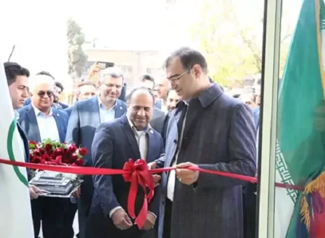 با حضور مدیران ارشد بیمه البرز و پلیس راهور شیراز اولین مجتمع تخصصی بیمه های زندگی بیمه البرز افتتاح شد