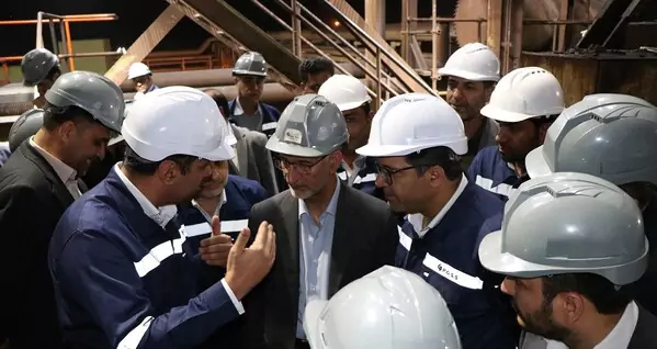 بازدید معاون وزیر صنعت، معدن و تجارت و رئیس هیأت عامل ایمیدرو از کارخانه صبا فولاد خلیج فارس