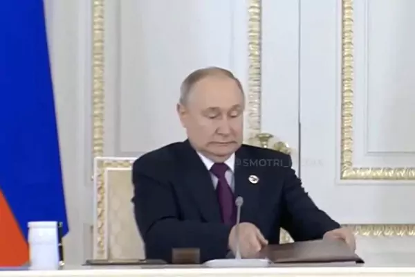 2 65b89f4e3d134