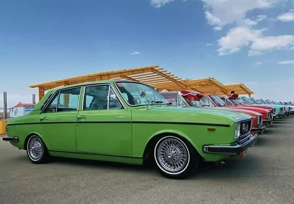 یک پیکان با پلاک ایران در لس آنجلس دیده شد!+ ویدیو