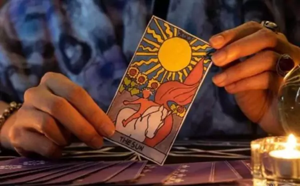 فال تاروت کبیر روزانه یکشنبه 5 فروردین ۱۴۰۳