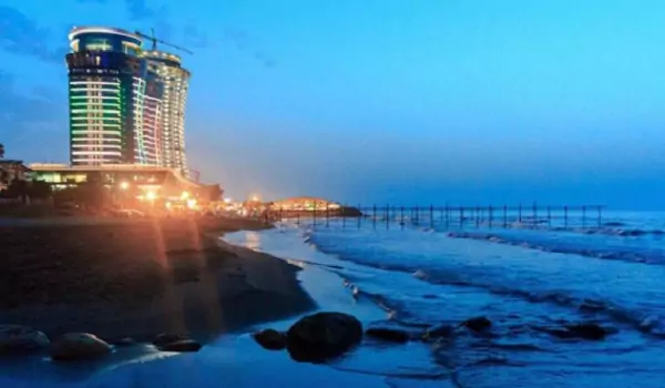 بلایی که مسافران نوروزی سر ساحل متل قو آوردند!+ ویدیو