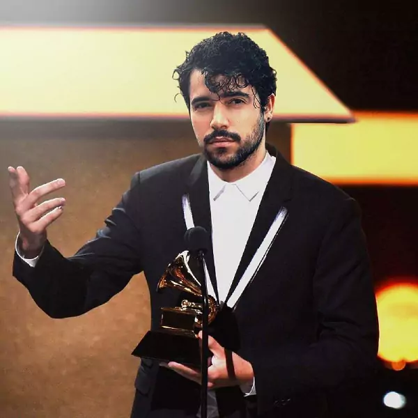 همدردی شروین حاجی پور برای فوت فرامرز اصلانی+ عکس