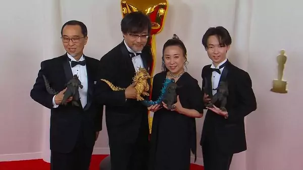 عوامل یک فیلم در اسکار ست عجیبی را به نمایش درآوردند+ عکس