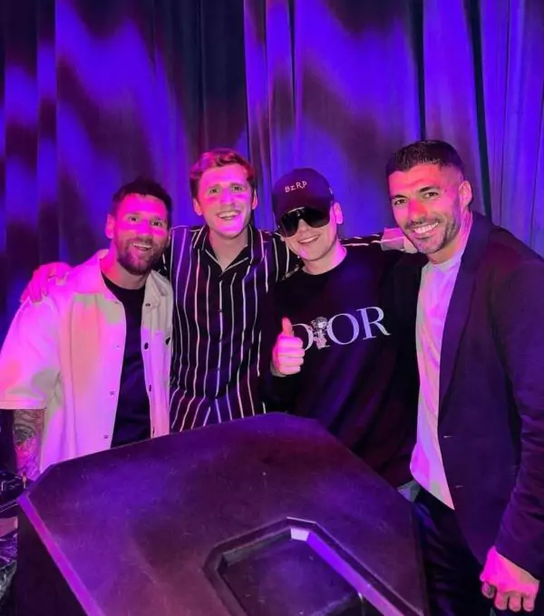 سوارز در تولد همسر مسی