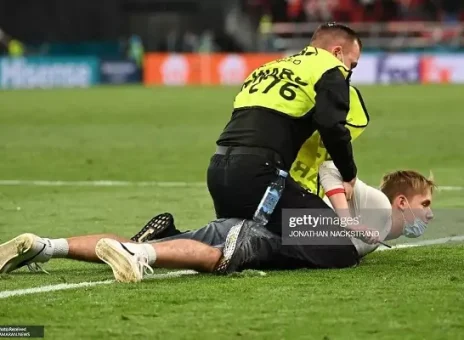 حکم ۱۵ روز زندان برای جیمی جامپ روسی