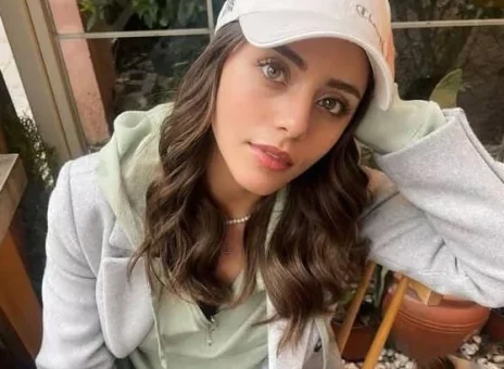 زیبایی چشمگیر بازیگر ترک در فضای مجازی وایرال شد+ عکس