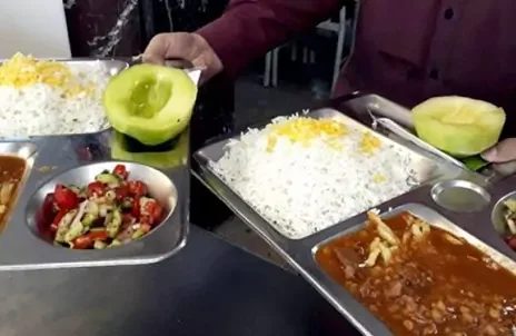 عکس خبرساز از غذای سلف دانشگاه