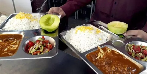 عکس خبرساز از غذای سلف دانشگاه