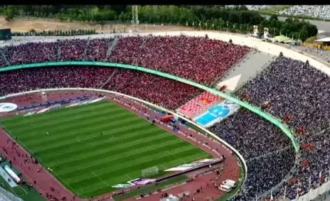 حال و هوای جنگی در استادیوم آزادی!+ عکس
