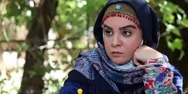 عکس  زیبا و دلنشین از آتنا مهیاری بازیگر سریال نون خ