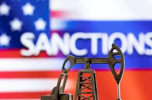 تشدید تحریم‌های ظالمانه‌ی آمریکا علیه صنعت نفت ایران